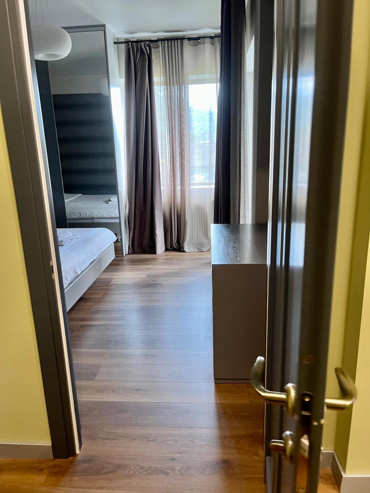 Hygge Hotel Татарив Екстериор снимка