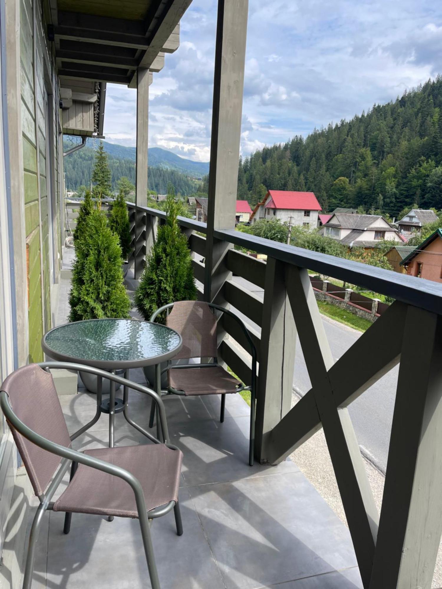 Hygge Hotel Татарив Екстериор снимка